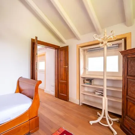 Via Besana By Onefinestay Moltrasio
